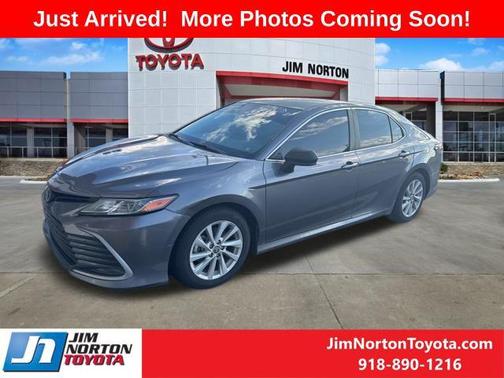 2021 Toyota Camry LE