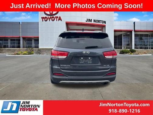2018 Kia Sorento EX
