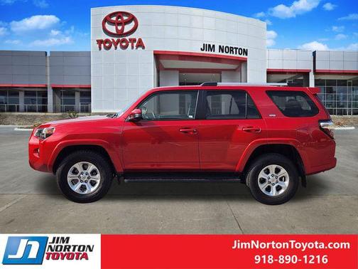 2024 Toyota 4Runner SR5