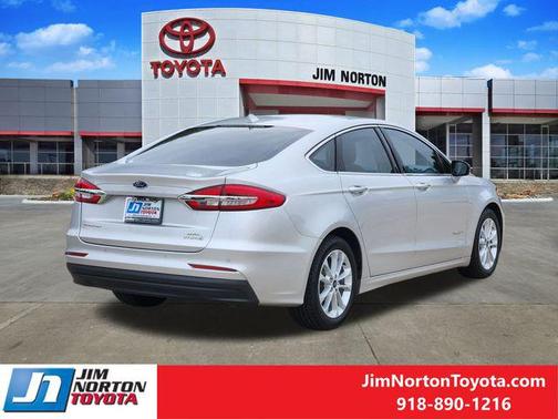 2019 Ford Fusion Hybrid SEL
