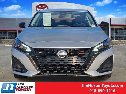 2024 Nissan Altima SR FWD