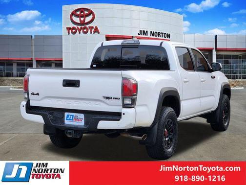 2017 Toyota Tacoma Base