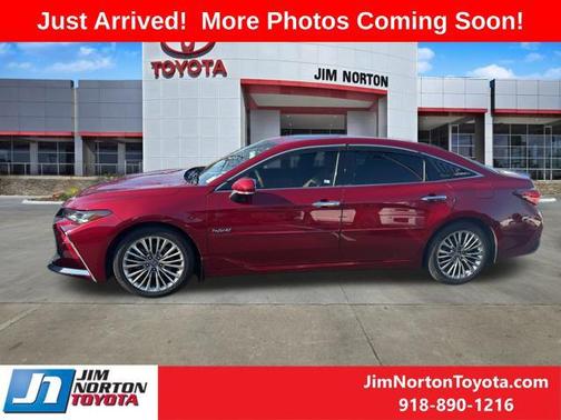 2020 Toyota Avalon Hybrid Limited
