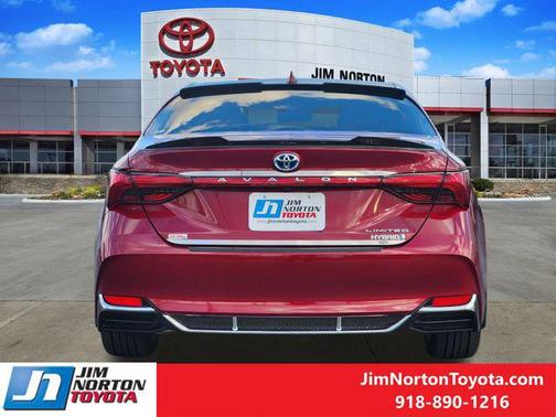 2020 Toyota Avalon Hybrid Limited