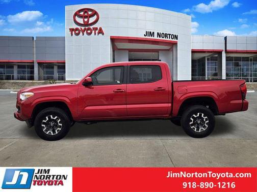 2019 Toyota Tacoma SR