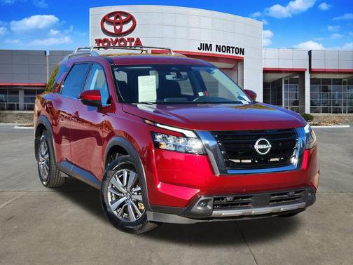 2023 Nissan Pathfinder SL FWD