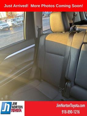 2017 Toyota Highlander LE Plus