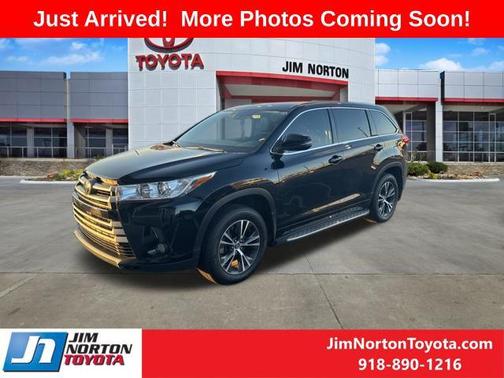 2017 Toyota Highlander LE Plus