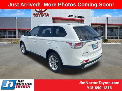 2015 Mitsubishi Outlander SE