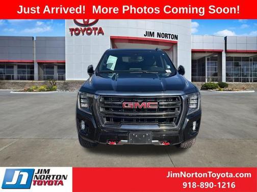 2022 GMC Yukon 4WD AT4