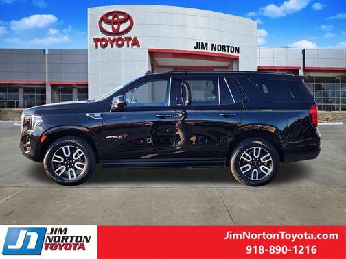 2022 GMC Yukon 4WD AT4