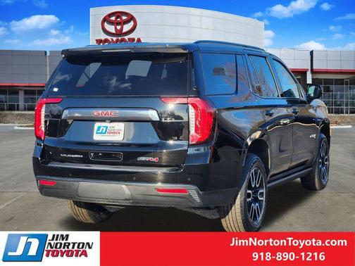 2022 GMC Yukon 4WD AT4