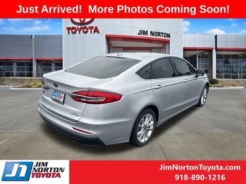 2019 Ford Fusion Hybrid SE