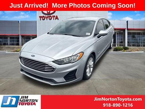 2019 Ford Fusion Hybrid SE