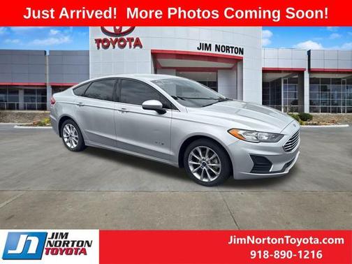 2019 Ford Fusion Hybrid SE