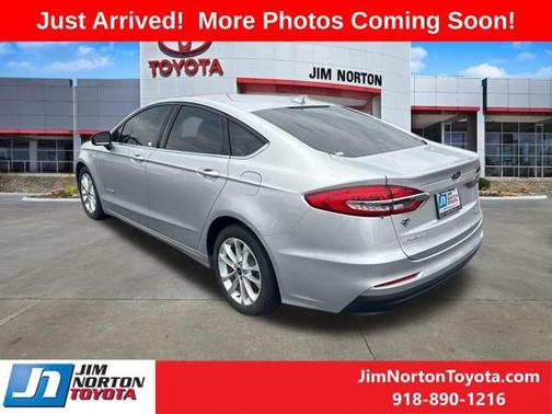 2019 Ford Fusion Hybrid SE
