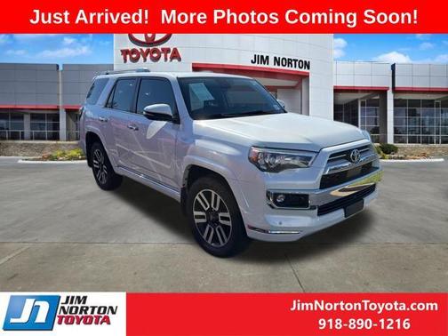 Blizzard Pearl 2022 Toyota 4Runner Limited