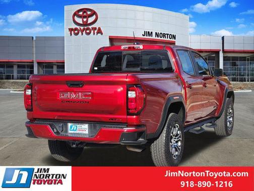 2025 GMC Canyon AT4