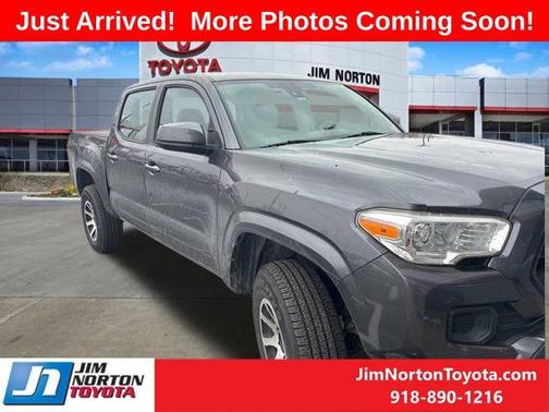2018 Toyota Tacoma SR