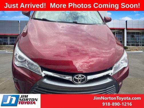 2016 Toyota Camry XLE