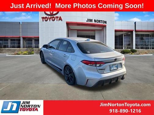 Classic Silver Metallic 2024 Toyota Corolla SE