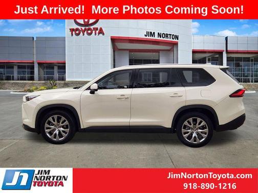 Coastal Cream 2024 Toyota Grand Highlander Limited
