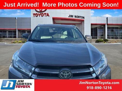 2019 Toyota Highlander Limited Platinum