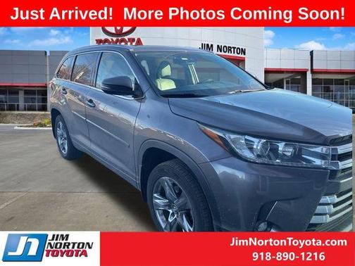 2019 Toyota Highlander Limited Platinum