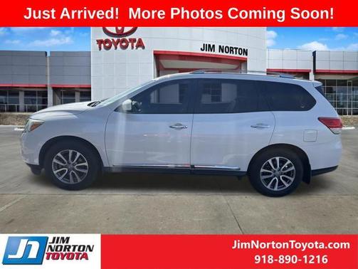 Pearl White 2015 Nissan Pathfinder SL