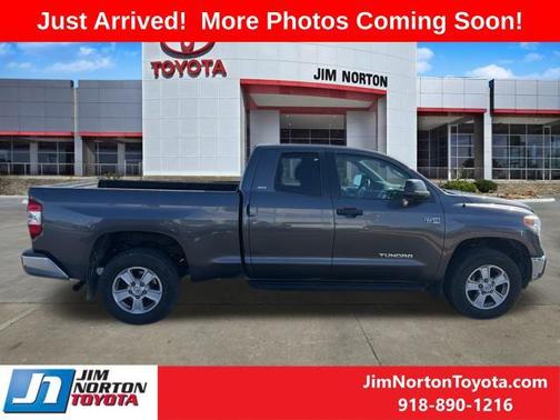 2016 Toyota Tundra SR5