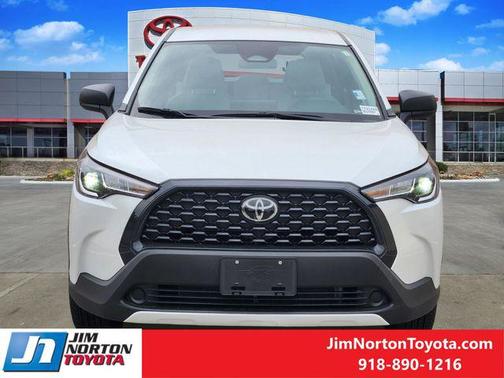 Wind Chill Pearl 2025 Toyota Corolla Cross L