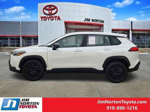 Wind Chill Pearl 2025 Toyota Corolla Cross L