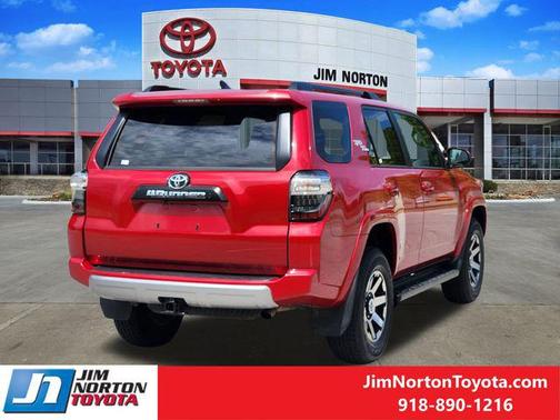 2024 Toyota 4Runner TRD Off Road