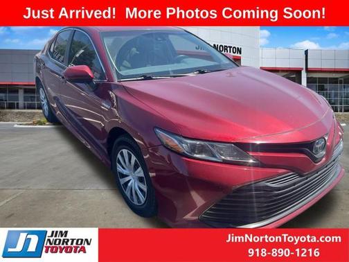 2020 Toyota Camry LE