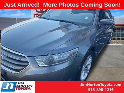 2014 Ford Taurus SEL
