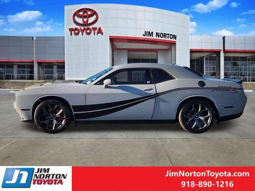 2020 Dodge Challenger SXT