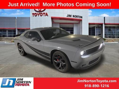 2020 Dodge Challenger SXT