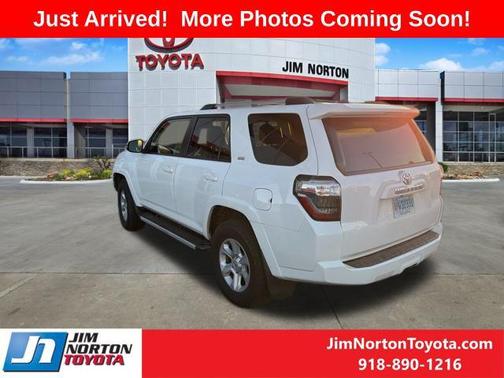2022 Toyota 4Runner SR5 Premium