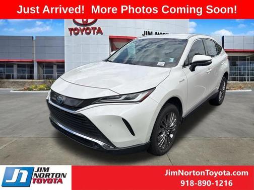 Blizzard Pearl 2021 Toyota Venza Limited