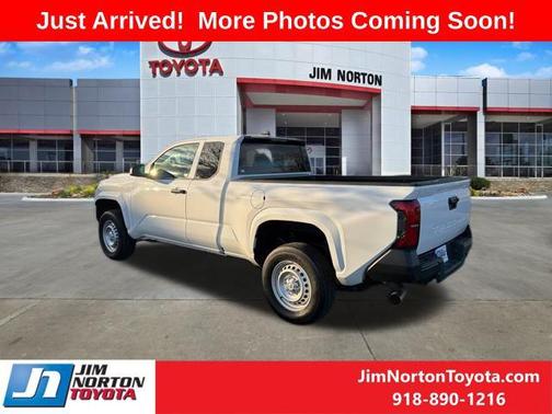 2025 Toyota Tacoma SR