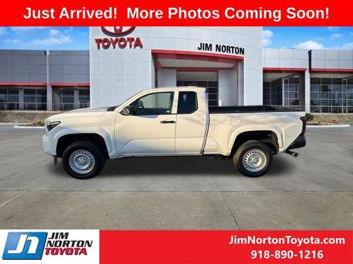 2025 Toyota Tacoma SR