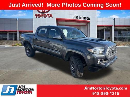 2020 Toyota Tacoma TRD Sport