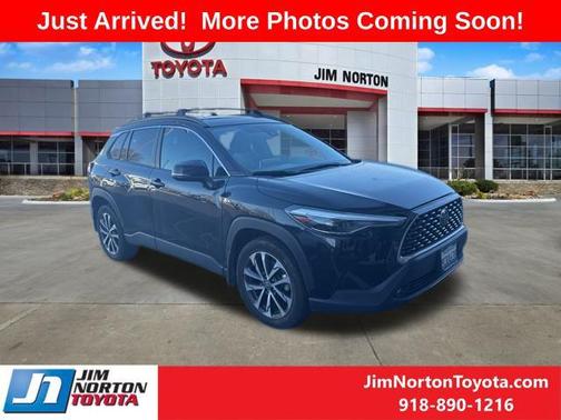 2022 Toyota Corolla Cross XLE