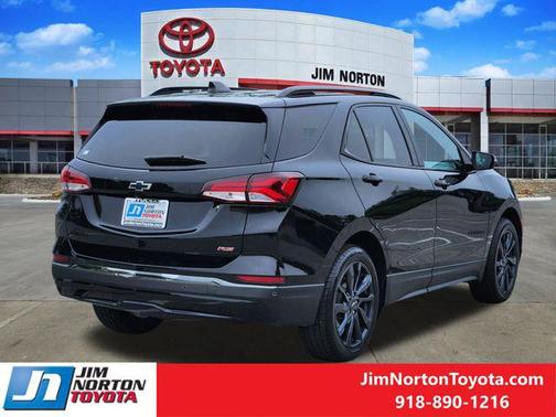 Mosaic Black Metallic 2022 Chevrolet Equinox FWD RS