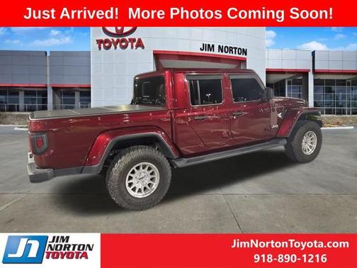 2021 Jeep Gladiator Overland