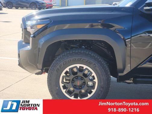 2025 Toyota Tacoma TRD Off Road