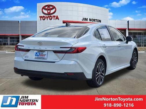 Pearl 2026 Toyota Camry XLE