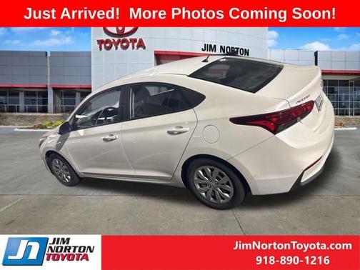 2019 Hyundai Accent SE