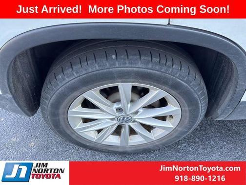 2018 Volkswagen Tiguan Limited 2.0T