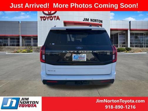 2025 Ford Expedition Active